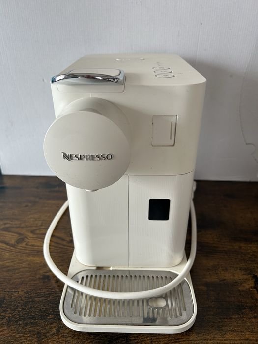 Aparat capsule cafea Nespresso De Longhi