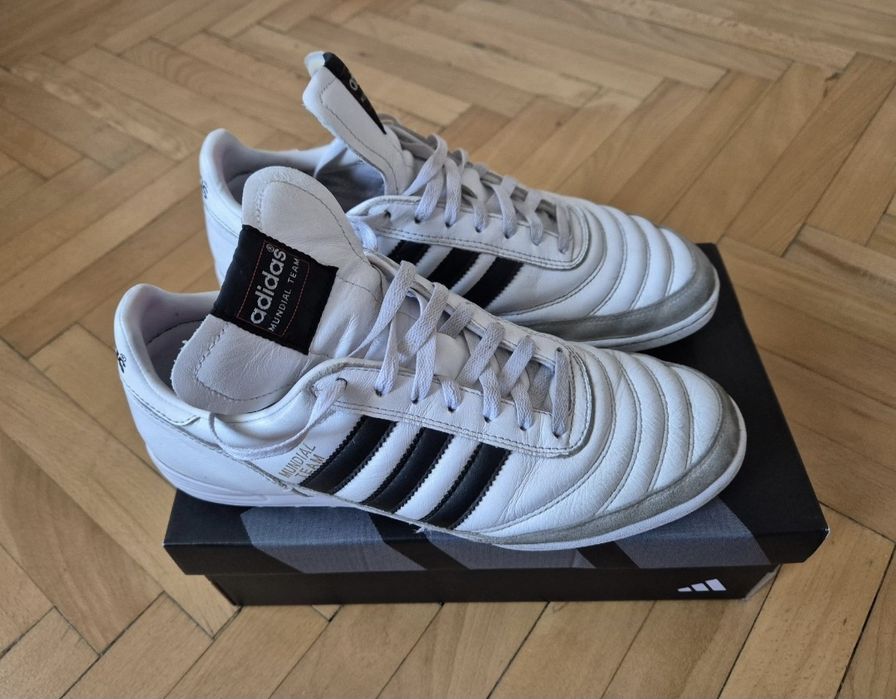 Оригинални PRO футболни обувки / стоножки Adidas Mundial Team - 43 1/3