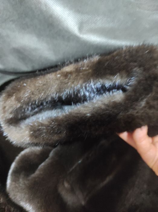 Продам шубу норковую.