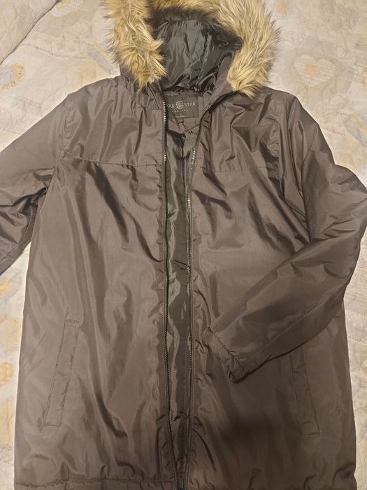 Продавам мъжко яке