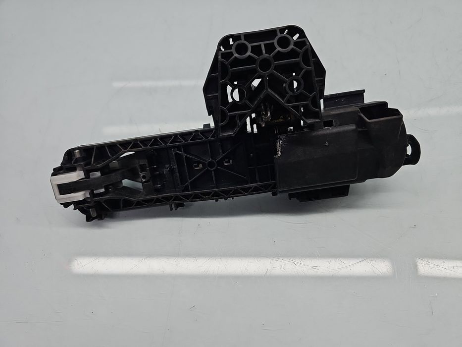 Maner usa stanga fata Mercedes Clasa A (W176) [Fabr 2012-2018] Sedan A