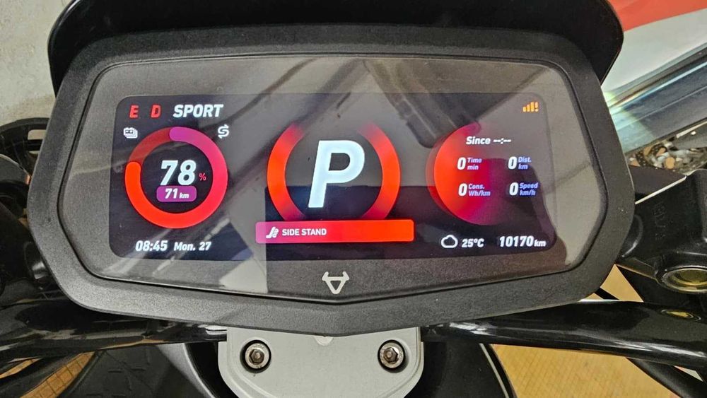 Scuter Electric 90km/h - 90km autonomie Niu NQi GTS PRO