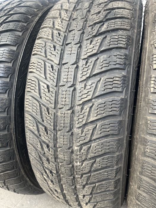 4 бр. зимни гуми 225/55/19 Nokian SUV DOT 1818 6-7 mm