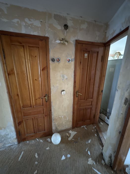 Продам межкомнатные двери