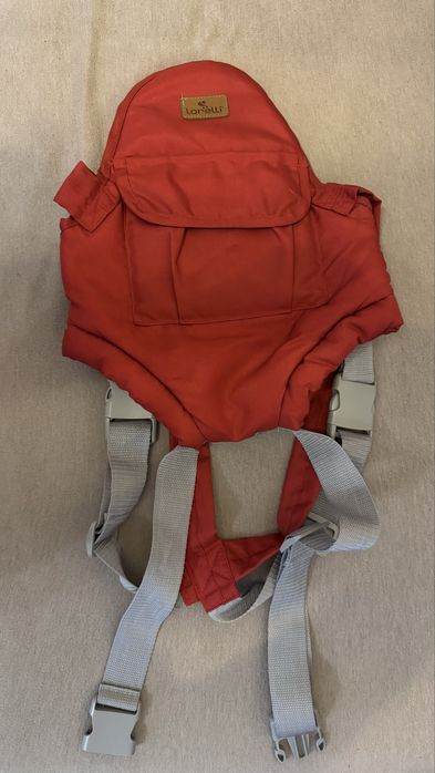 Раница за носене на бебе.