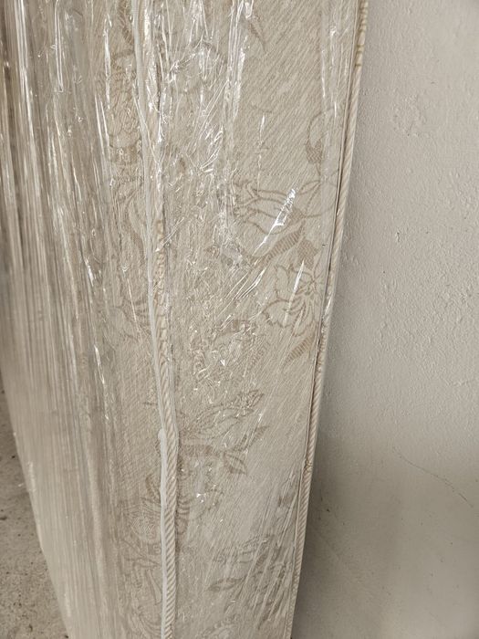 pat Ikea cu noptiere, saltea și comoda cu 6 sertare Malm