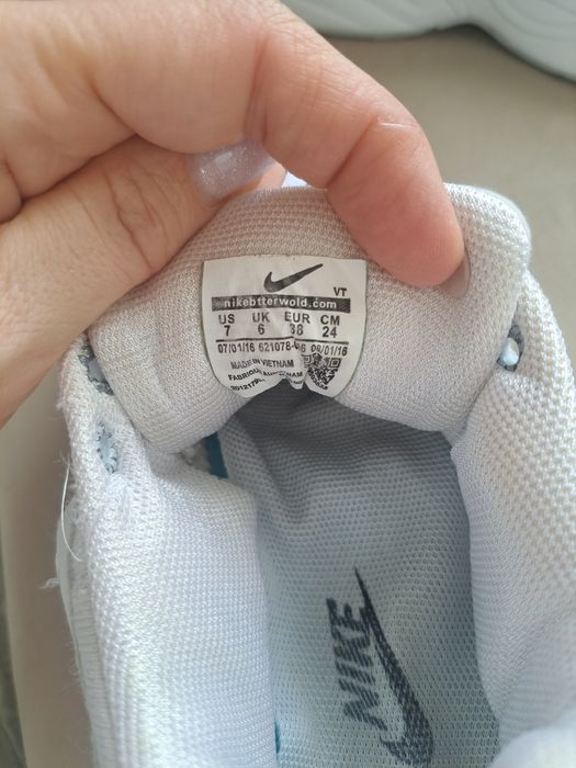 Кроссовки найк б.у.