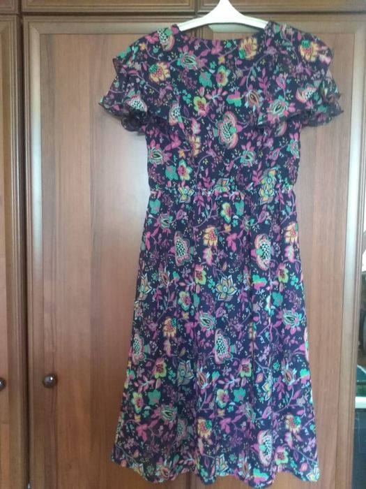 Продаётся женское платье