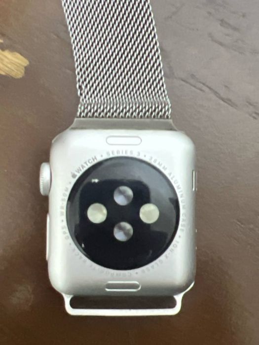 Applewatch серии 3 состояние хорошое есть гарантия неделя купил недавн