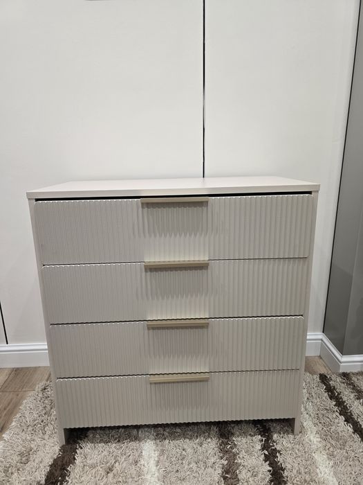 Комод НОВЫЙ. Беж