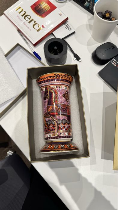 Фарфоровая ваза EMPIRE