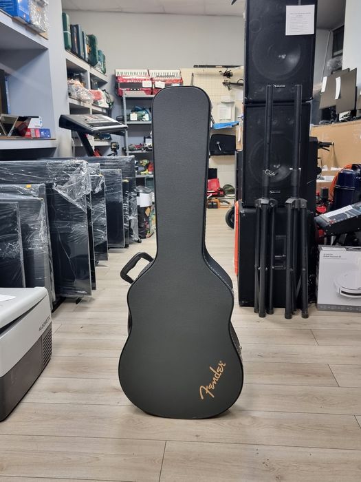 Amanet F28: Toc / Case chitara acustica Fender Flat-Top Dreadnought