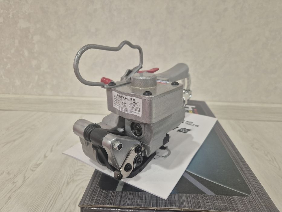 Упаковочная Пневматический обвязочный инструмент...