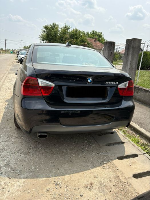 Vand bara fata, spate, capota, aripi bmw e90 m paket