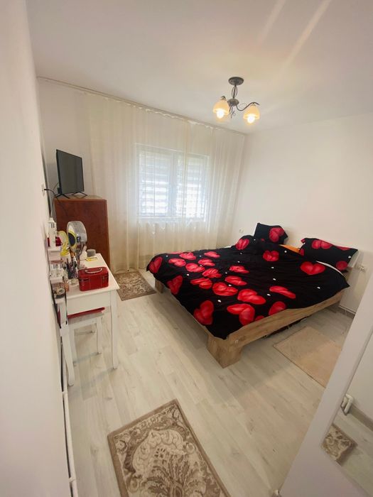 Apartament spatiu comercial