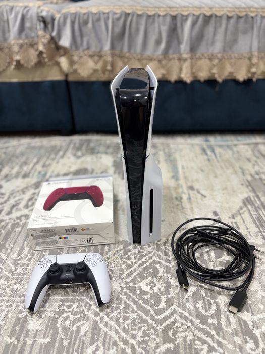 Продаю Ps5 в отличном состоянии