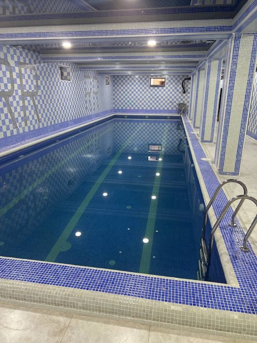 Ангрен шахри Янгиободда 55 уринли тайёр мехмонхона сотилади