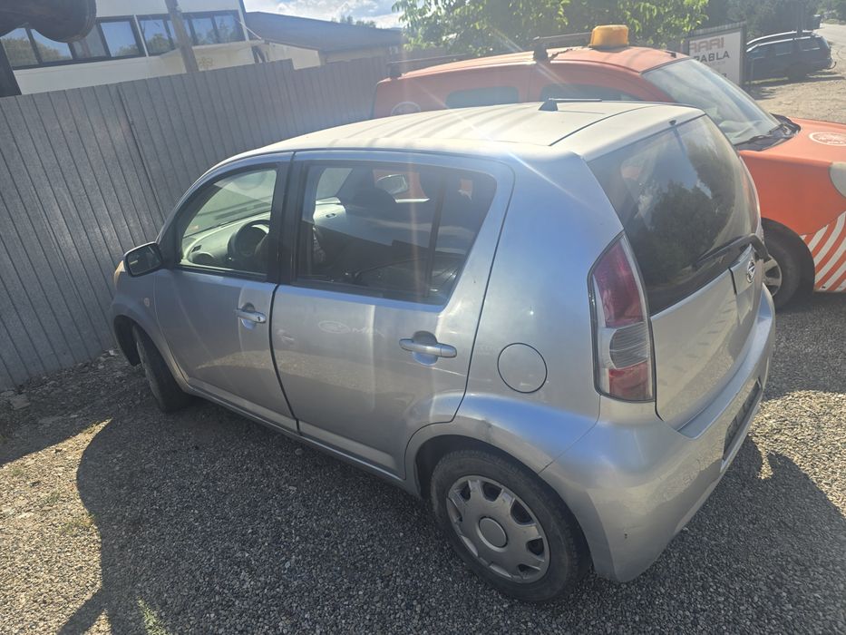Dezmembrez Daihatsu Sirion 1.0 tip 1KR-FE 51KW euro 4 an 2006