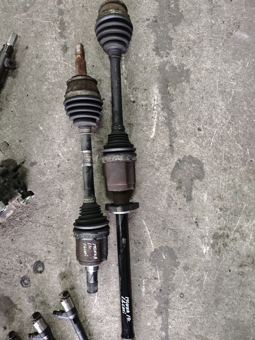 Полуоска/полуоски за Citroen C3 1.2i 2017г.