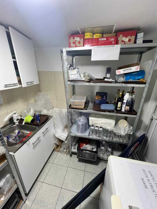 Vand Afacere la Cheie Fast Food Complet Utilat. Oferta Fulger