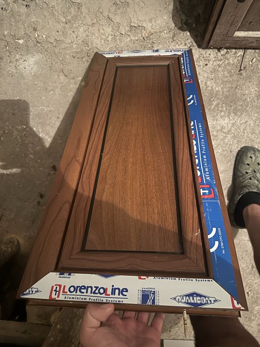 PVC     вратички