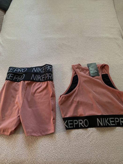 Спортен екип Nike