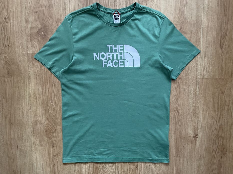 The North Face Green Tshirt M