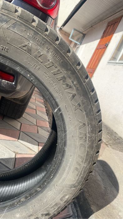 Продам 2 шину