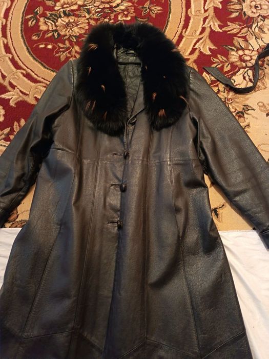 Kojiniy plash sotiladi naturalniy