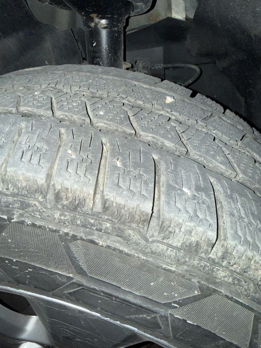 Vand  Mercedes Vito 2.2 pret 4200 euro saptamana aceasta !!!