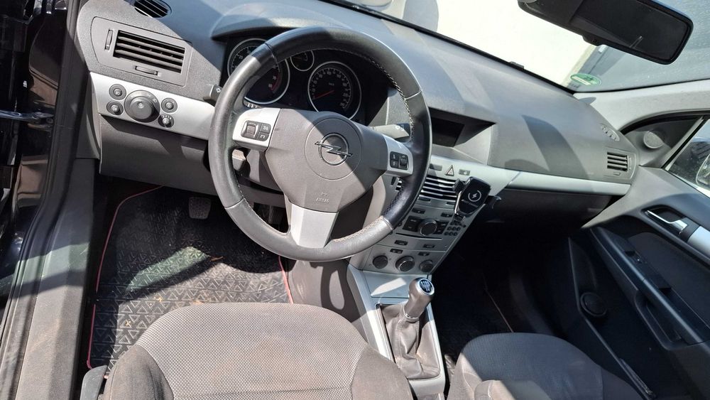 Opel Astra H Caravan