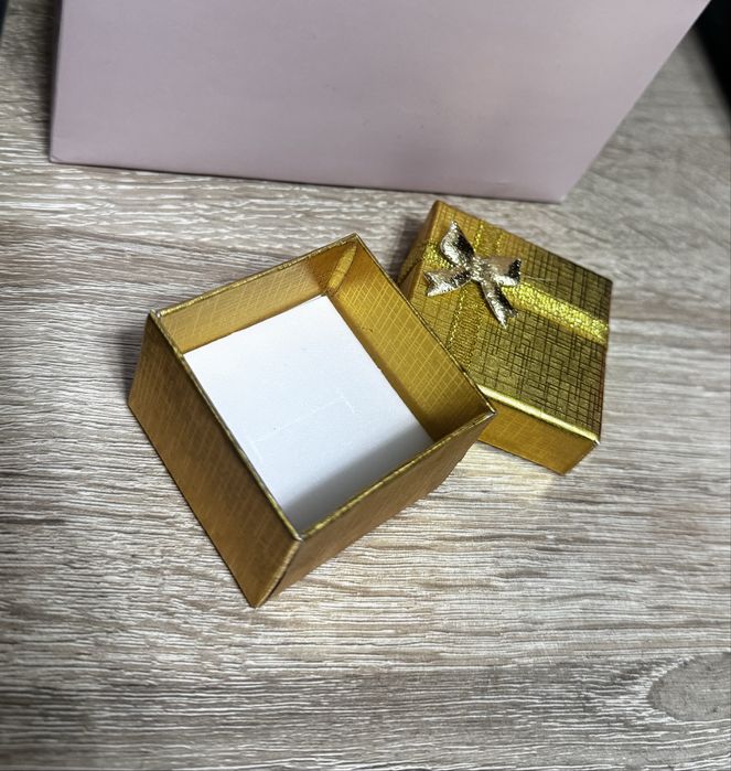 Подарочные коробочки