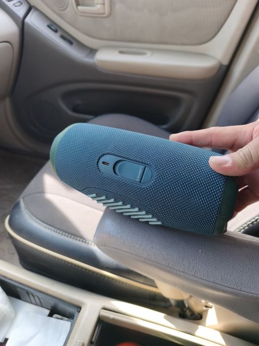 Колонка JBL charge 5