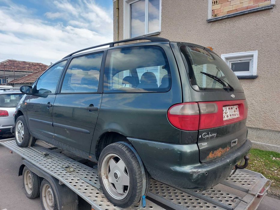 На части 2.3 Бензин