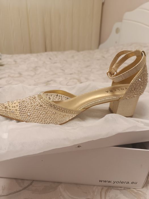 Официална рокля за всеки повод