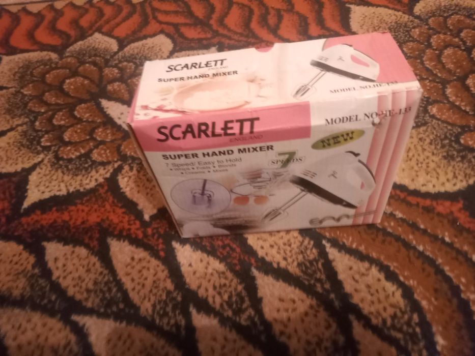 Миксер Scarlett новый