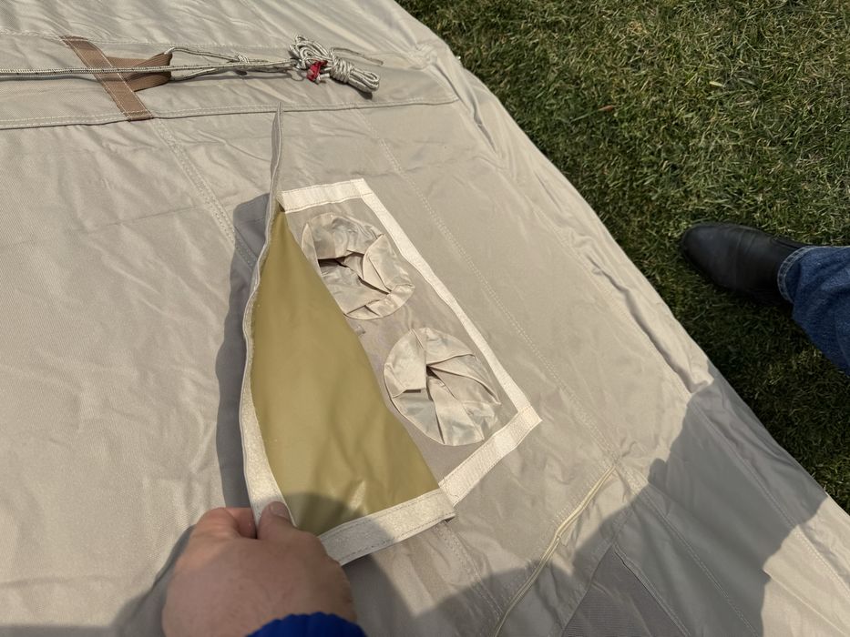 Надувная палатка рамер 6*3