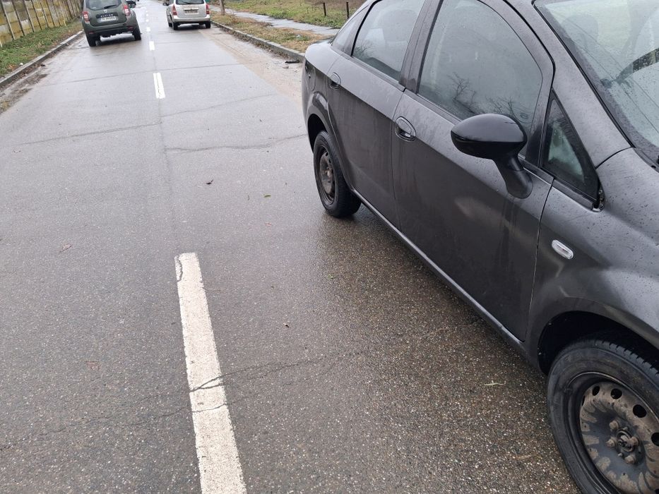 Vând fiat linea 2009