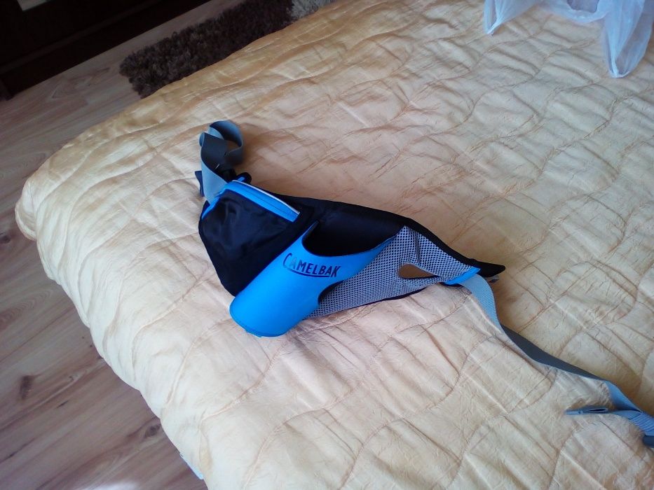 Чанта за кръст CamelBak Задни стопове за Нисан Микра