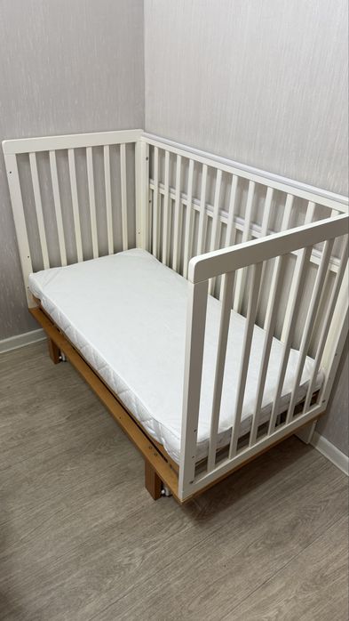 Продается Кроватка Tomix