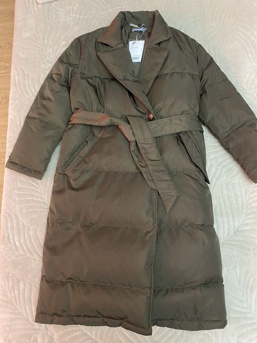 Продам пуховик Lichi