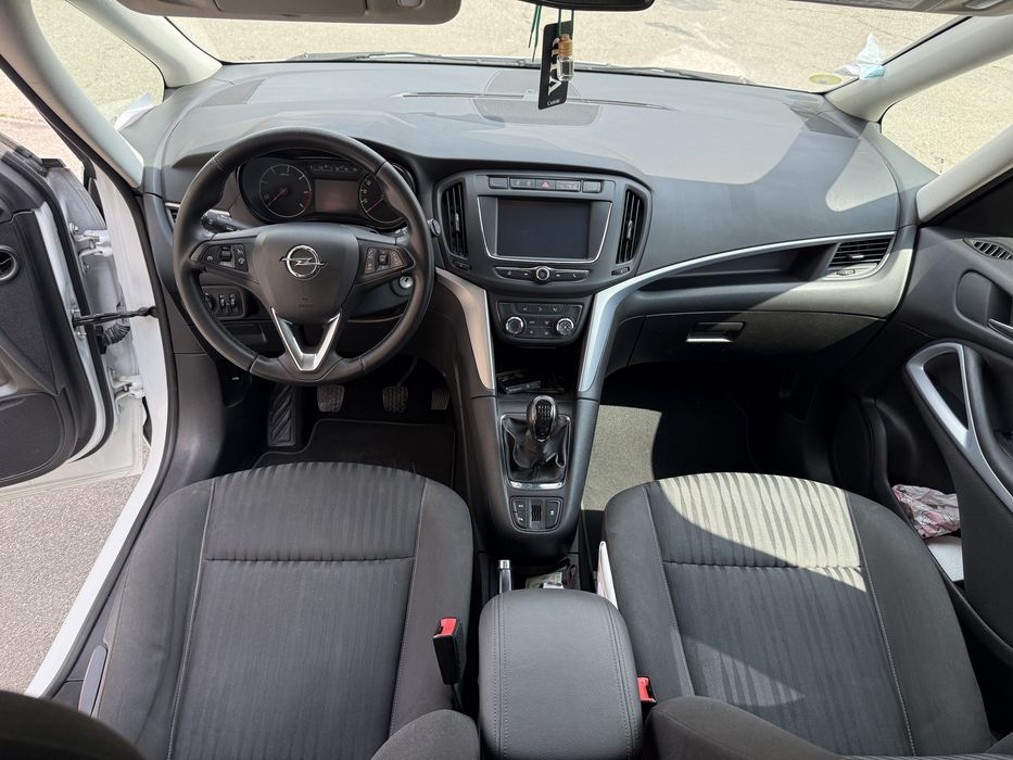 Opel Zafira 2018