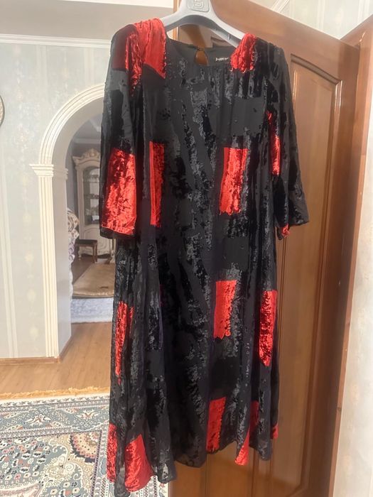 Платье помбархат