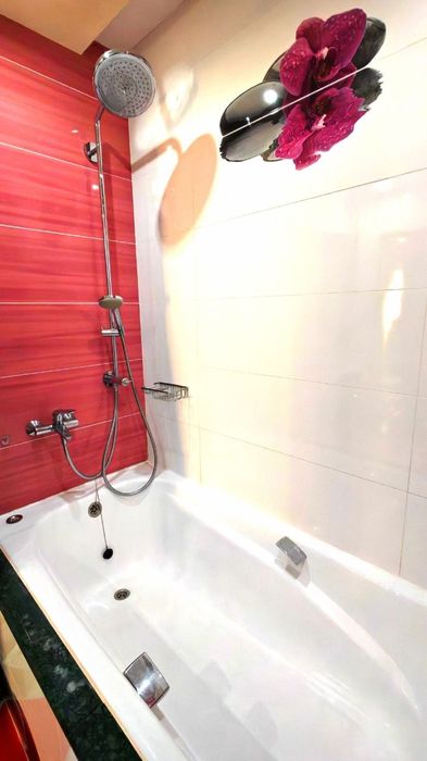 Сдается квартира СВОЯ Ц-5,4 в 3-ком Кафе Ширин