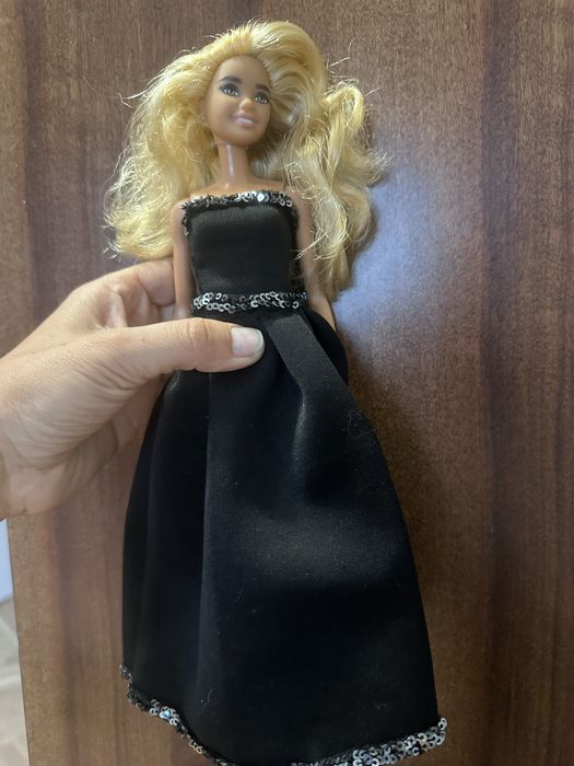 Продается кукла барби