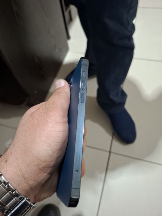 Ayfon 12 pro srochna sotiladi