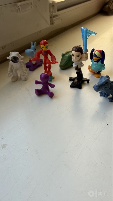Mini-figurkalar to'plami (8 ta o'yinchoq) / A'lo holatda