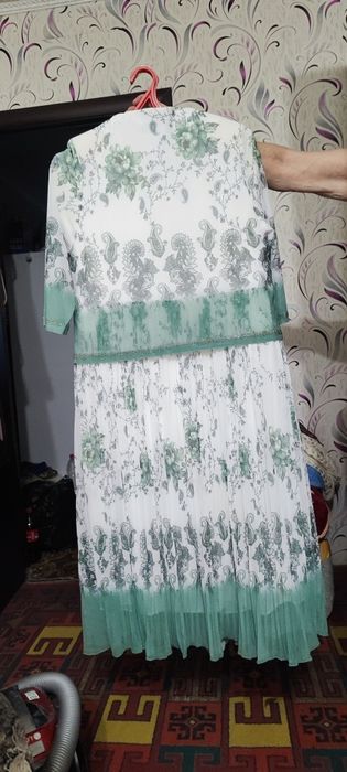 Продам платья 50-52 р