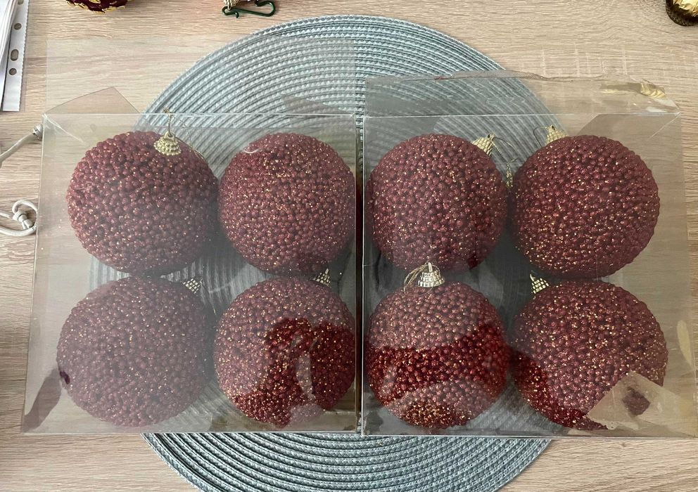 Globuri pt bradul de Crăciun