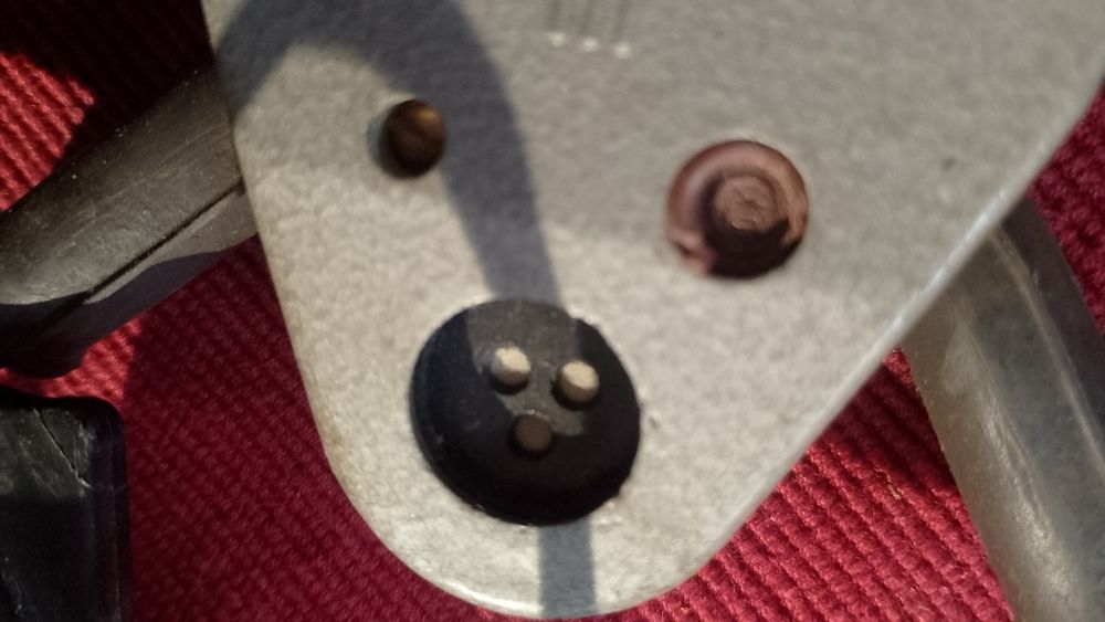 Слушалки с комутатор за стара радиостанция